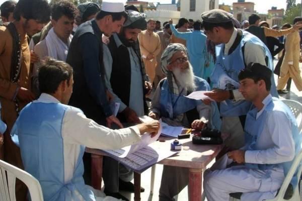 قطع ارتباط کمیسیون انتخابات افغانستان با مراکز اخذ رأی قطع ارتباط کمیسیون انتخابات افغانستان با مراکز اخذ رأی